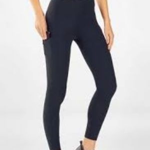 High-Waisted Statement PureLuxe 7/8